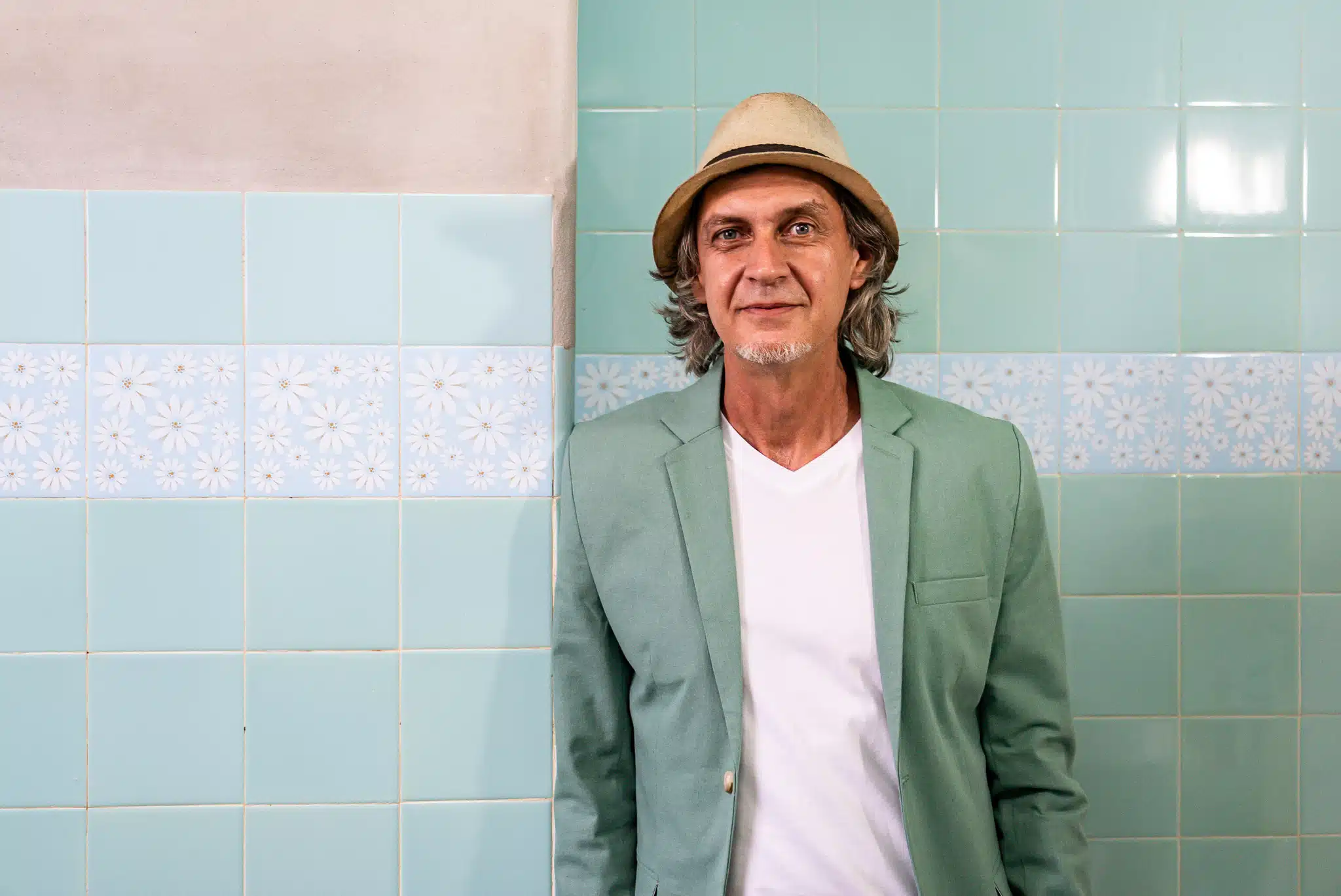 Roger Resende celebra 40 anos de carreira com EP 'Sessão Autoral' revistaprosaversoearte.com - Roger Resende celebra 40 anos de carreira com EP 'Sessão Autoral'