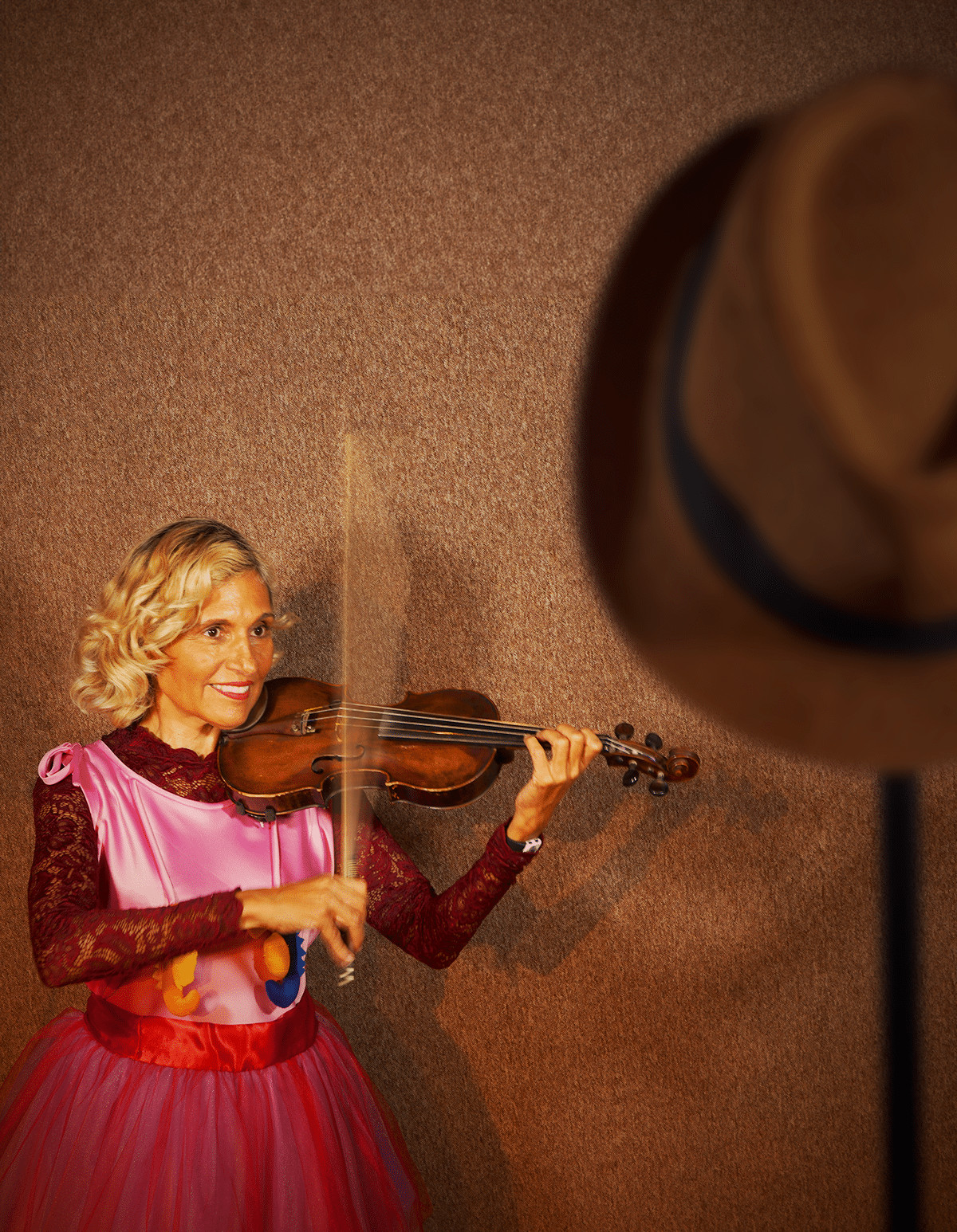 revistaprosaversoearte.com - Espet&aacute;culo 'A Filha do Pai', em &uacute;nica apresenta&ccedil;&atilde;o no Teatro do Forte de Copacabana