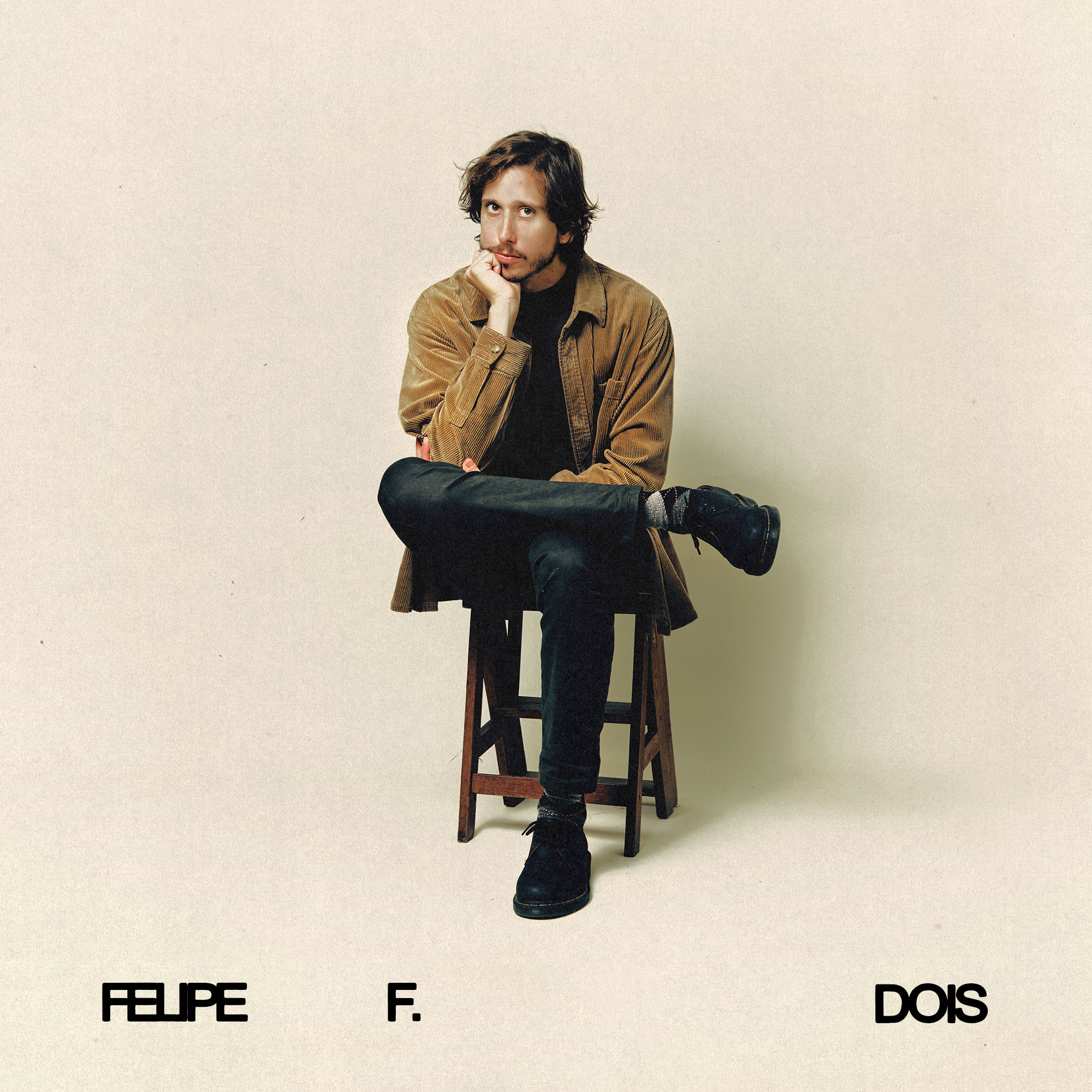 Felipe F. lança seu primeiro álbum 'Dois' revistaprosaversoearte.com - Felipe F. lança seu primeiro álbum 'Dois'