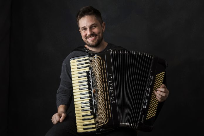 Diego Guerro lança álbum ‘Afon’, com clássicos do cancioneiro infantil