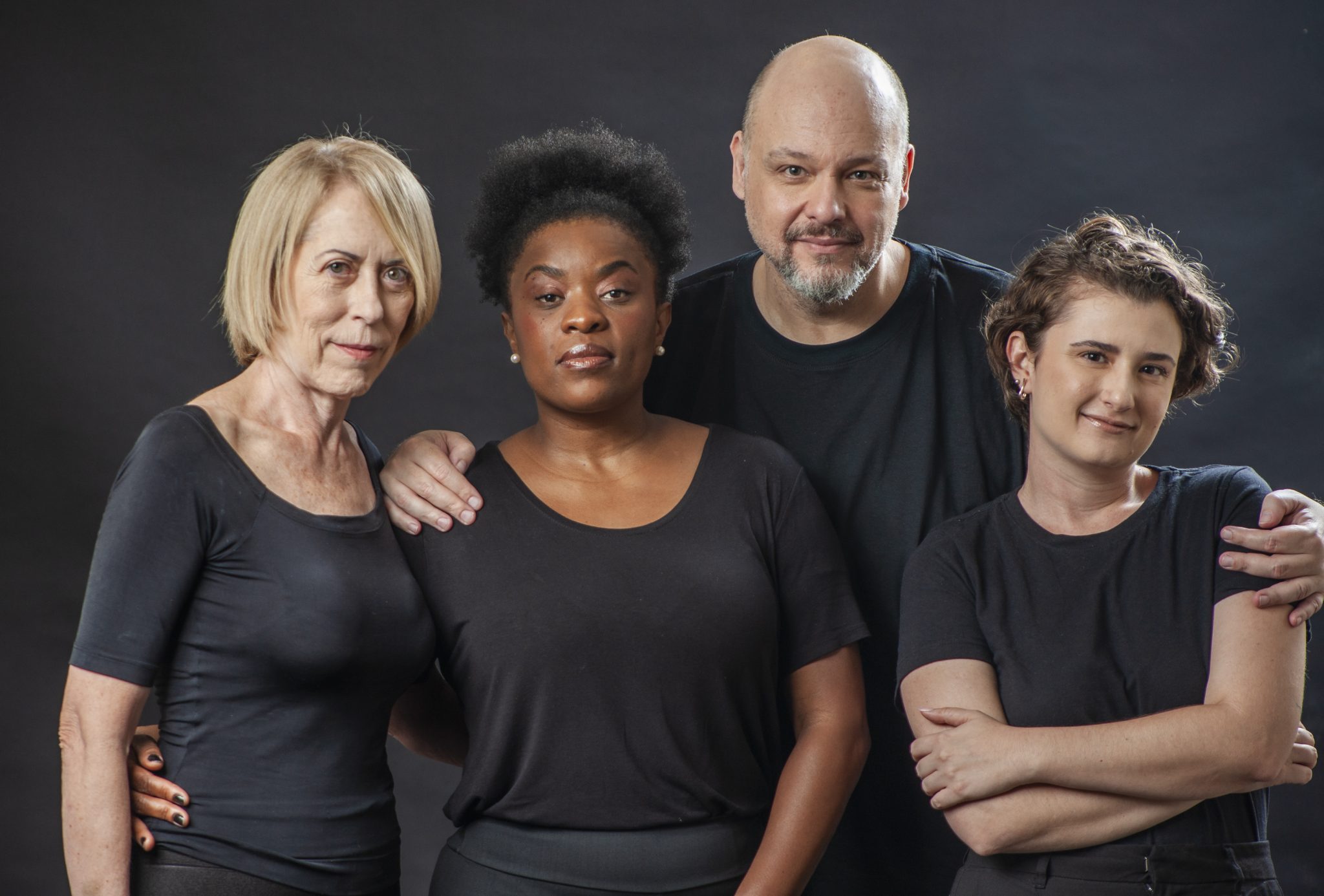 Espetáculo 'Há Vagas para Moças de Fino Trato' estreia no Teatro Garagem revistaprosaversoearte.com - Espetáculo 'Há Vagas para Moças de Fino Trato' estreia no Teatro Garagem