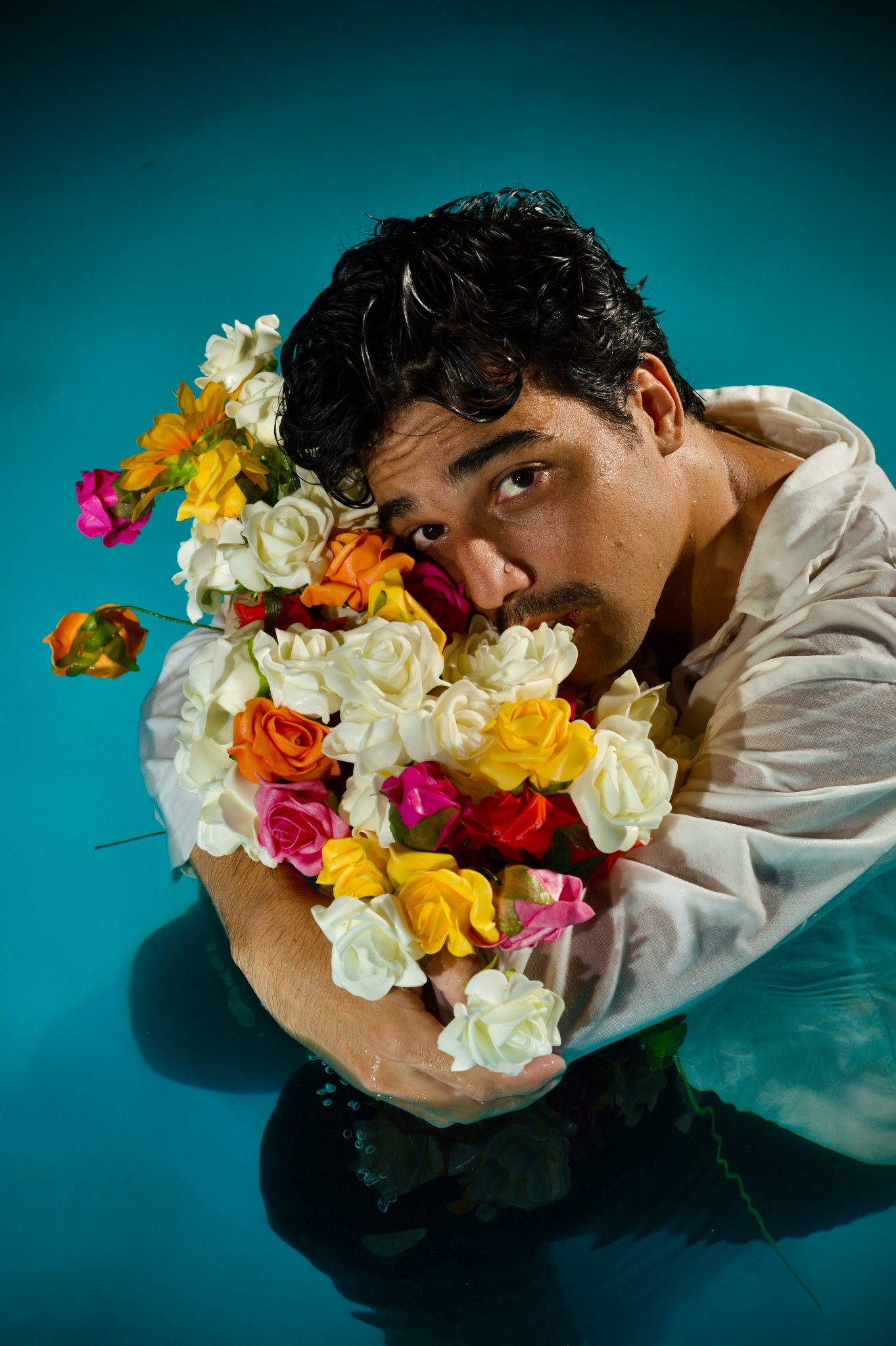 El Pavuna lança álbum 'Flores e um Poema' revistaprosaversoearte.com - El Pavuna lança álbum 'Flores e um Poema'