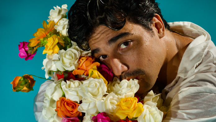 El Pavuna lança álbum ‘Flores e um Poema’