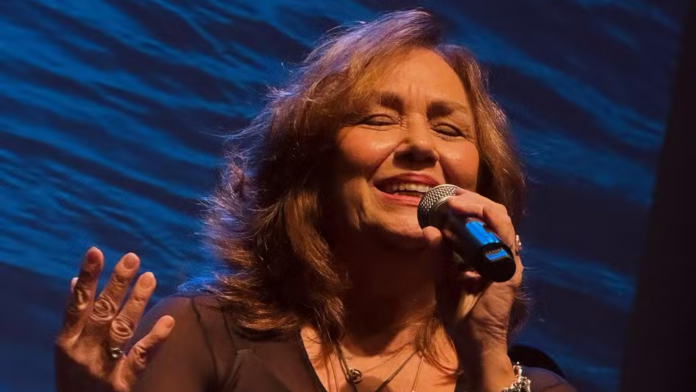 Entrevista com a cantora Jane Duboc, por Daniela Aragão
