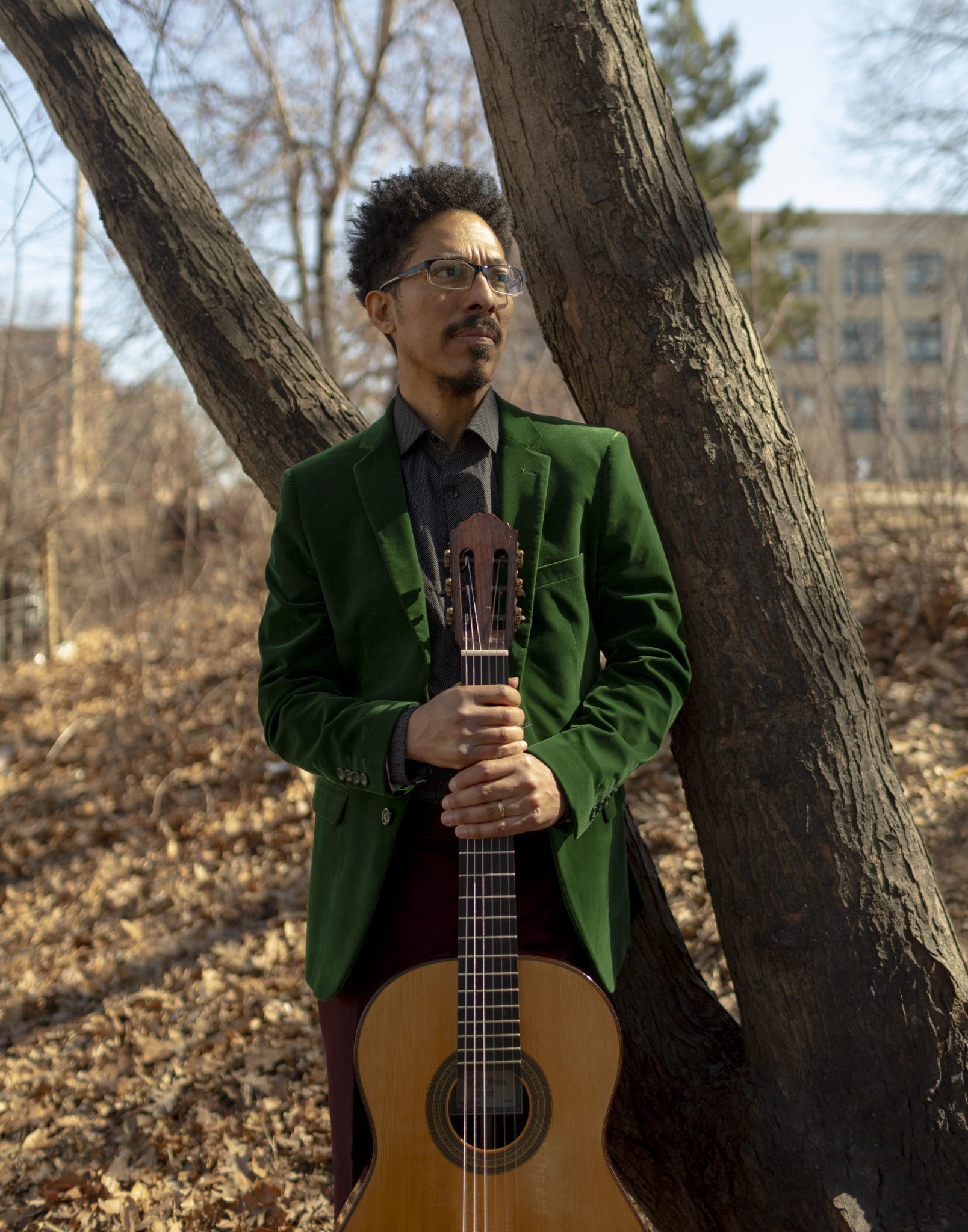 João Luiz lança álbum 'Os Guardiões da Magia: Leo Brouwer por João Luiz' revistaprosaversoearte.com - João Luiz lança álbum 'Os Guardiões da Magia: Leo Brouwer por João Luiz'