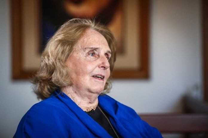 ‘Tambores de guerra’, uma crônica de Lya Luft