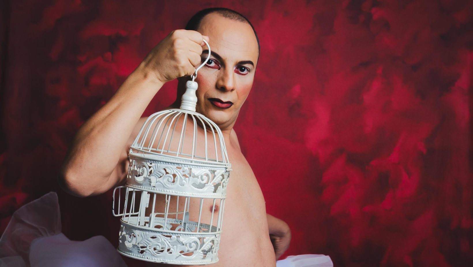 Espetáculo ‘Eu, Estatística’, com Maciel Silva estreia no Teatro Casa de Artes SP