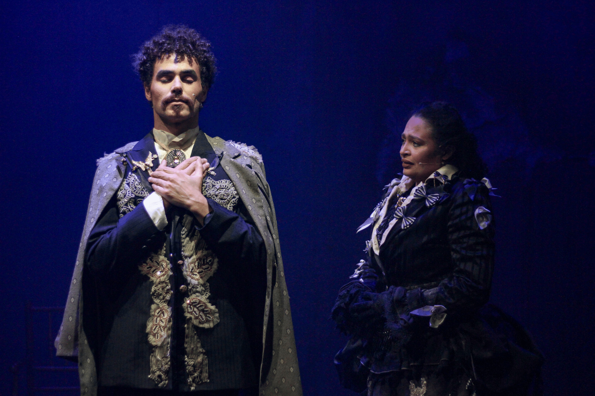 revistaprosaversoearte.com - Musical "Dom Casmurro" chega ao Sesc Santo Amaro
