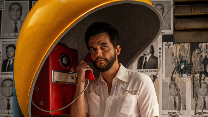 “O Agente Secreto”, filme brasileiro é ovacionado por 15 minutos em Cannes