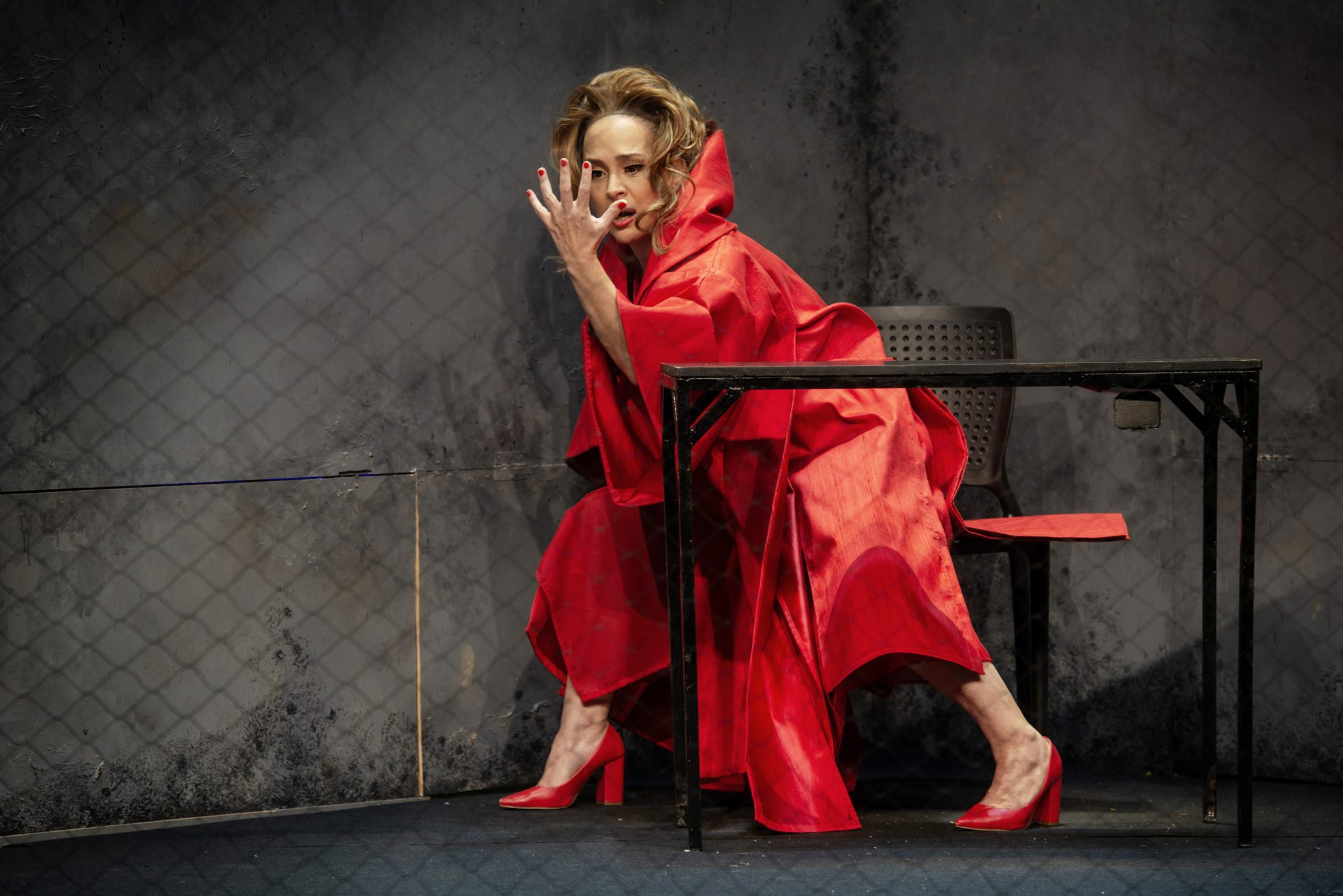 Espetáculo O papel de parede amarelo e EU, em nova temporada Teatro FAAP revistaprosaversoearte.com - Espetáculo O papel de parede amarelo e EU, em nova temporada Teatro FAAP
