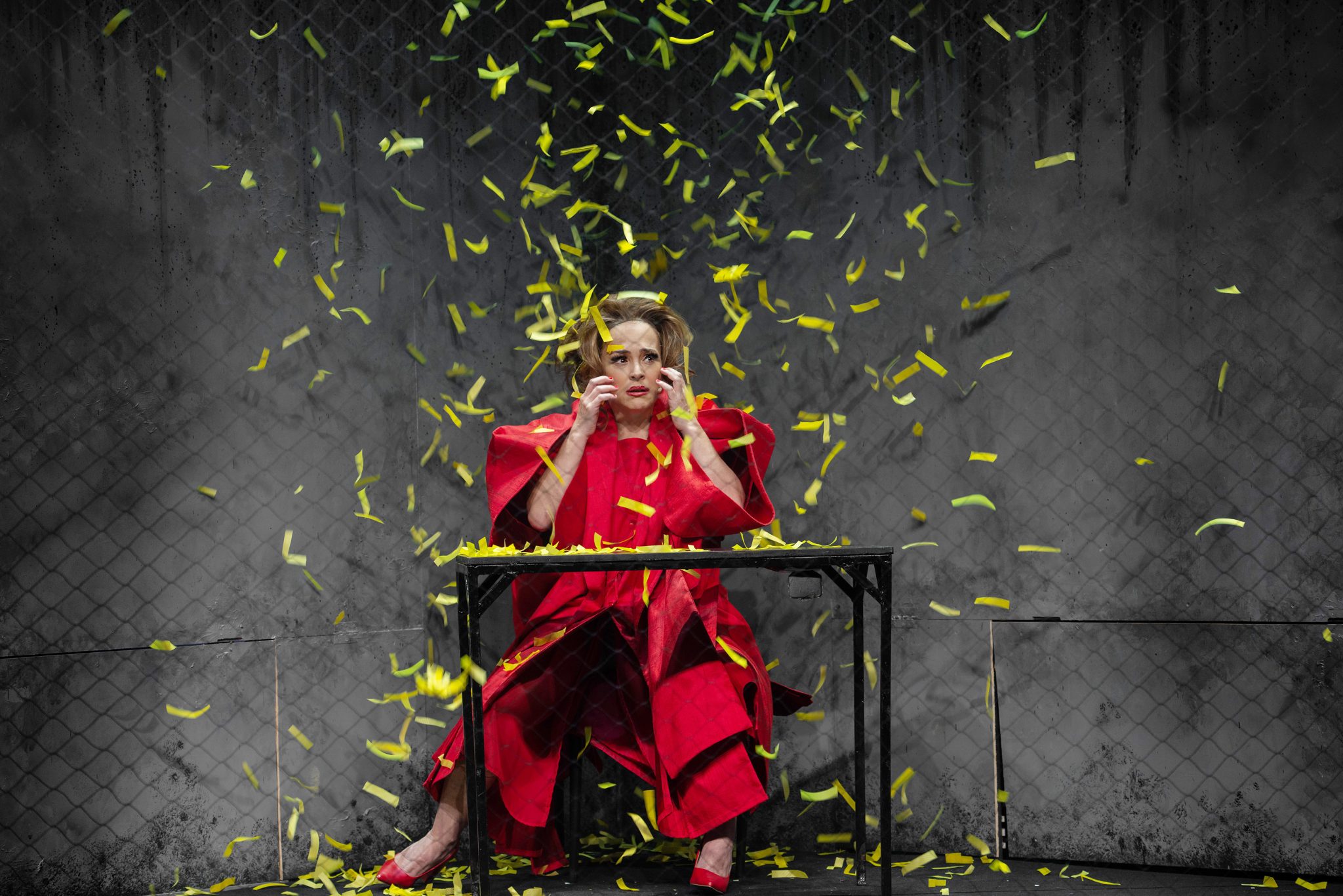 Espetáculo O papel de parede amarelo e EU, em nova temporada Teatro FAAP revistaprosaversoearte.com - Espetáculo O papel de parede amarelo e EU, em nova temporada Teatro FAAP