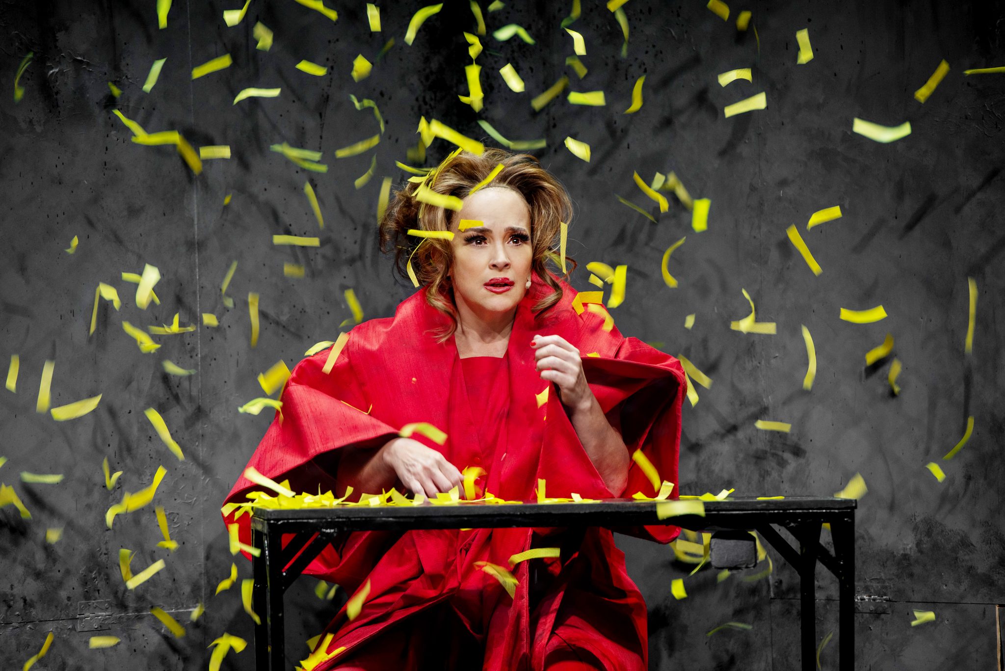 Espetáculo O papel de parede amarelo e EU, em nova temporada Teatro FAAP revistaprosaversoearte.com - Espetáculo O papel de parede amarelo e EU, em nova temporada Teatro FAAP