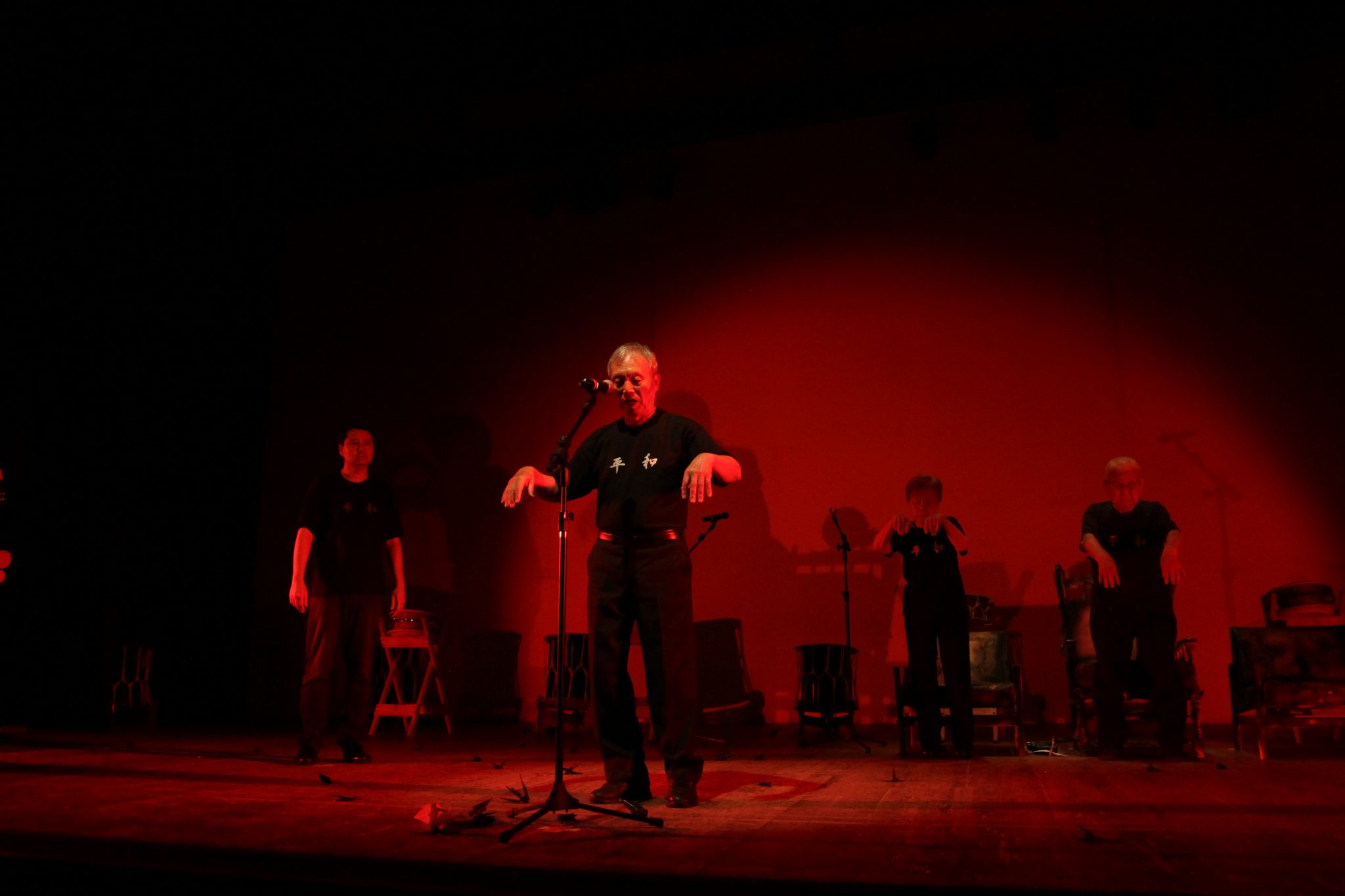 Espetáculo 'Os Três Sobreviventes de Hiroshima' no Teatro Martins Penna revistaprosaversoearte.com - Espetáculo 'Os Três Sobreviventes de Hiroshima' no Teatro Martins Penna