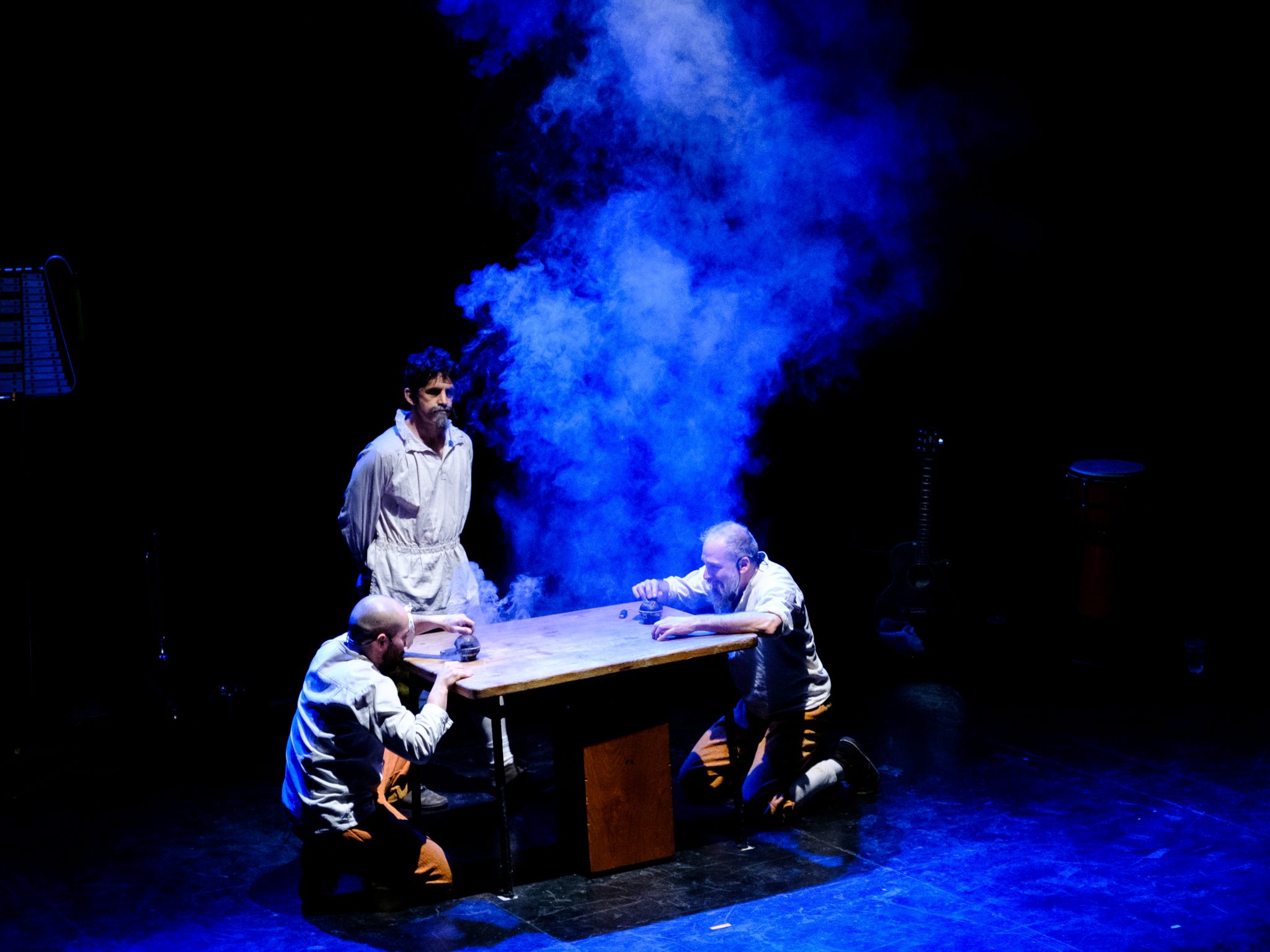 Compañía Tryo Teatro Banda estreia 'Três histórias que mudaram a história' no CCBB RJ revistaprosaversoearte.com - Compañía Tryo Teatro Banda estreia 'Três histórias que mudaram a história' no CCBB RJ