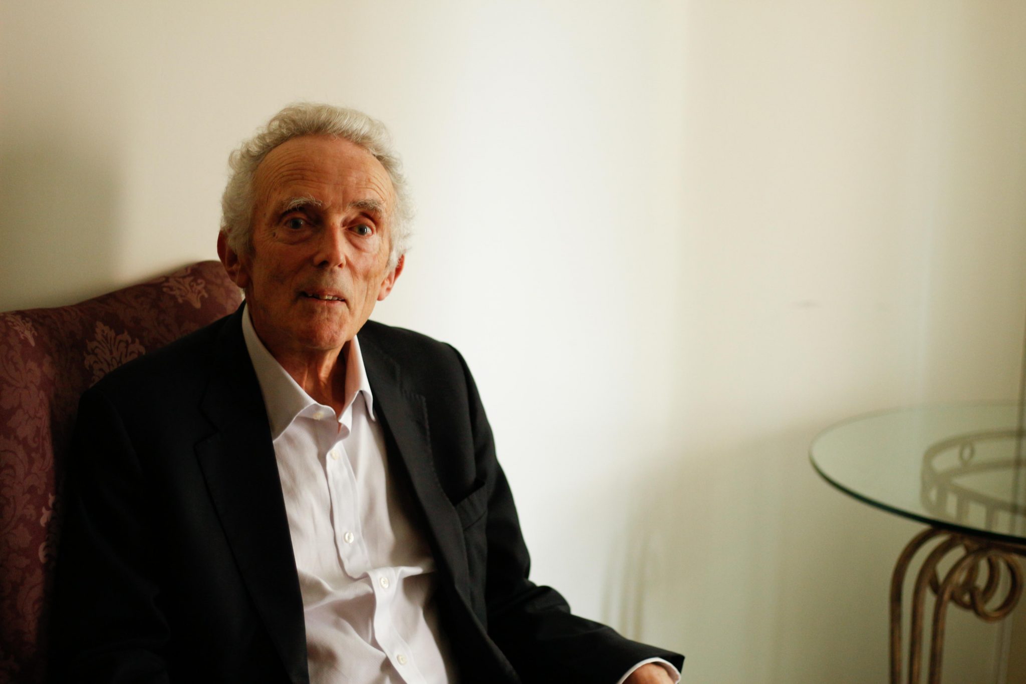 'A ignorância dos poderosos é perigosa', por Peter Burke revistaprosaversoearte.com - 'A ignorância dos poderosos é perigosa', por Peter Burke