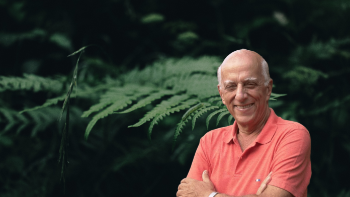 Viajando com música, uma crônica instigante de Rubem Alves