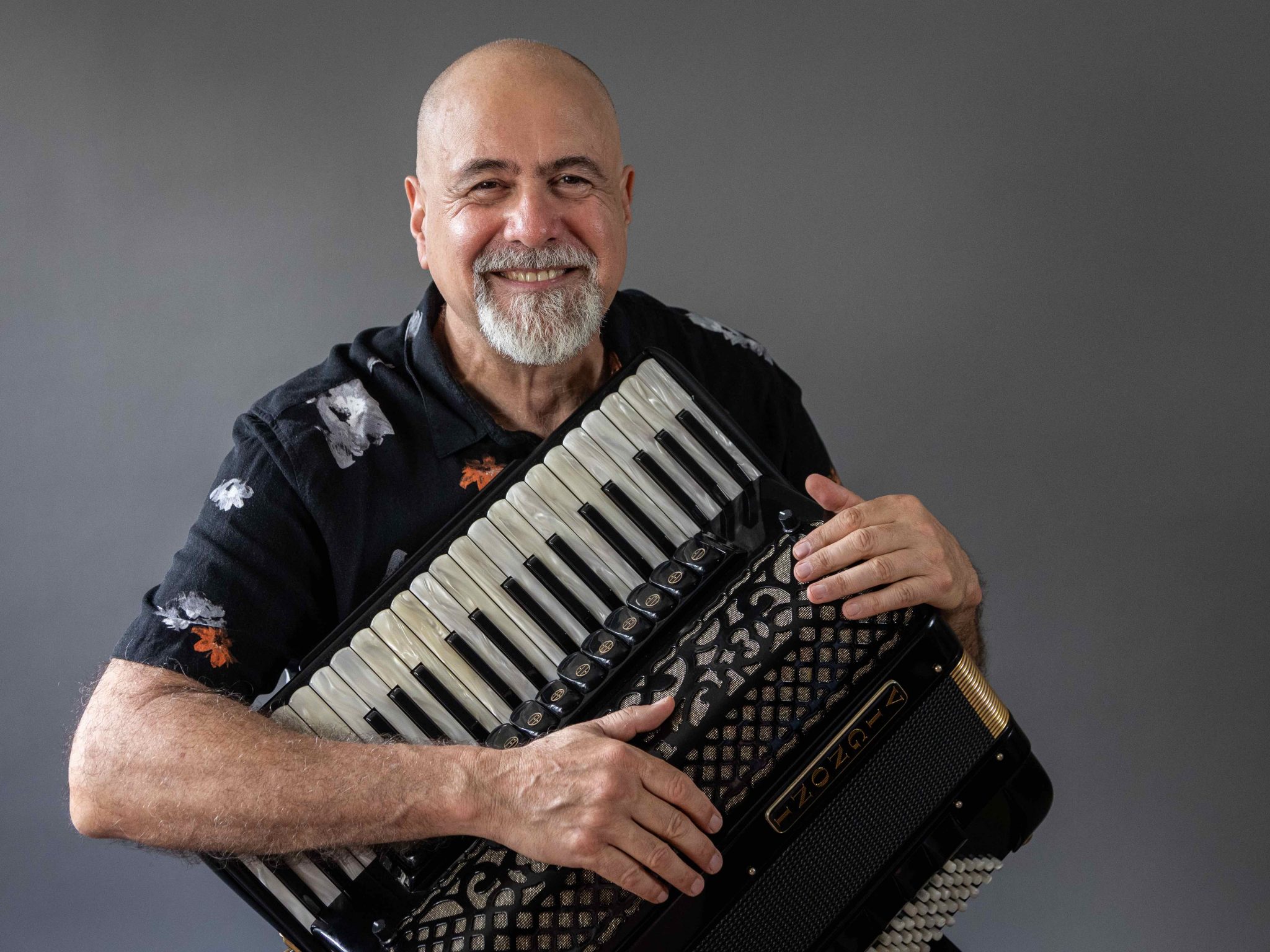 Toninho Ferragutti apresenta show de lançamento de disco na Sala Crisantempo