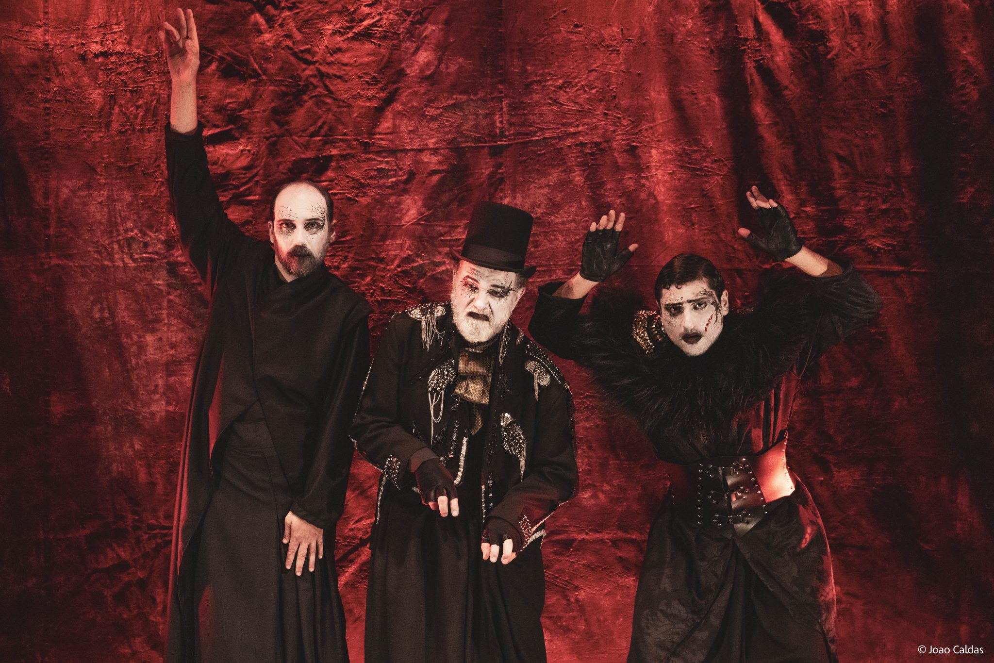 Espetáculo 'Trilogia Kafka' estreia curta temporada no Teatro do Núcleo Experimental revistaprosaversoearte.com - Espetáculo 'Trilogia Kafka' estreia curta temporada no Teatro do Núcleo Experimental
