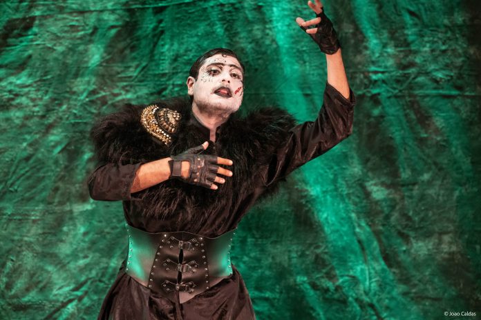 Espetáculo ‘Trilogia Kafka’ estreia curta temporada no Teatro do Núcleo Experimental