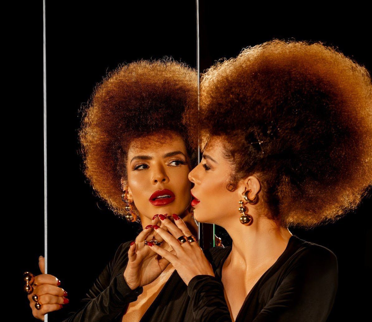 Vanessa da Mata lança álbum 'Todas Elas' revistaprosaversoearte.com - Vanessa da Mata lança álbum 'Todas Elas'