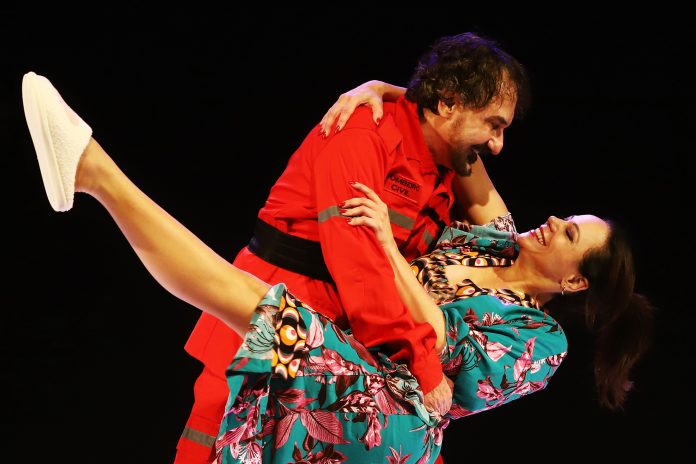 Espetáculo ‘Cala a Boca e Me Beija’ chega aos fins de semana no Teatro Vannucci