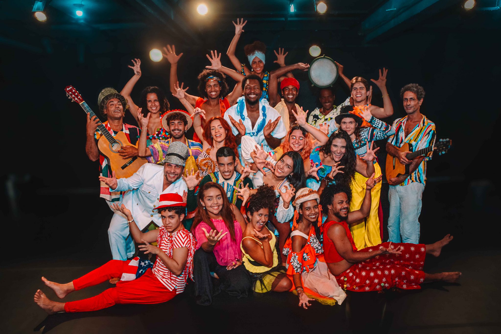 Espetáculo 'Gil: Sobre Todas As Coisas' estreia no Teatro Prio, no Jockey da Gávea revistaprosaversoearte.com - Espetáculo 'Gil: Sobre Todas As Coisas' estreia no Teatro Prio, no Jockey da Gávea