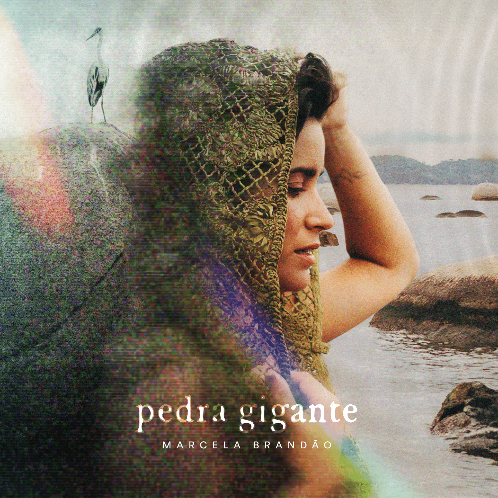 revistaprosaversoearte.com - Marcela Brand&atilde;o lan&ccedil;a seu primeiro &aacute;lbum 'Pedra Gigante'