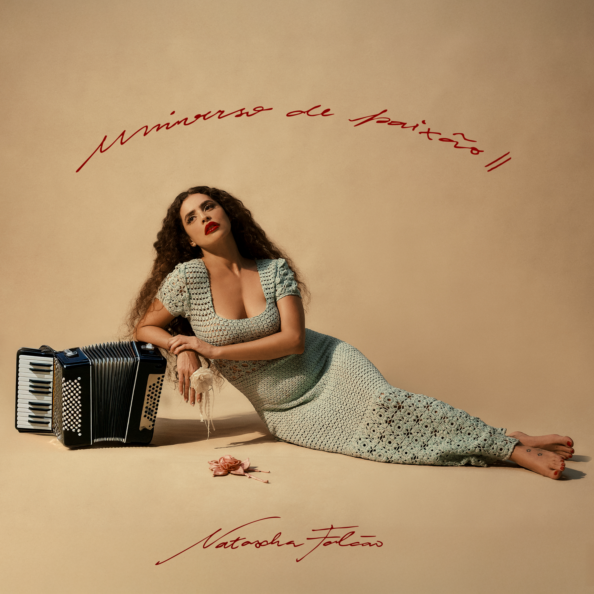 Natascha Falcão lança EP 'Universo de Paixão II' revistaprosaversoearte.com - Natascha Falcão lança EP 'Universo de Paixão II'