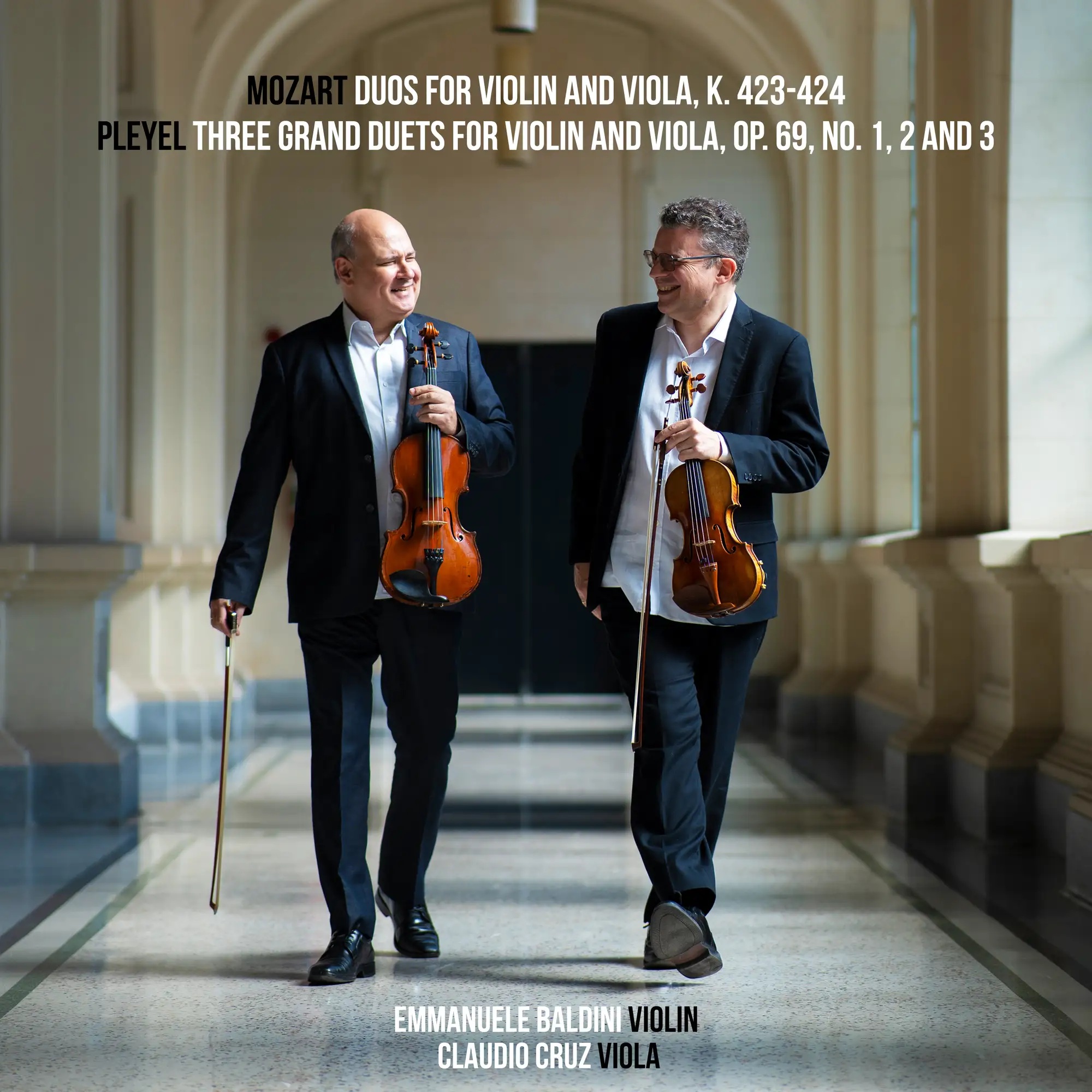 revistaprosaversoearte.com - Emmanuele Baldini e Claudio Cruz | Álbum 'Mozart: Duos for Violin and Viola, K. 423 – 424 / Pleyel: Three Grand Duets for Violin and Viola, Op. 69, No. 1, 2 and 3' (Azul Music)