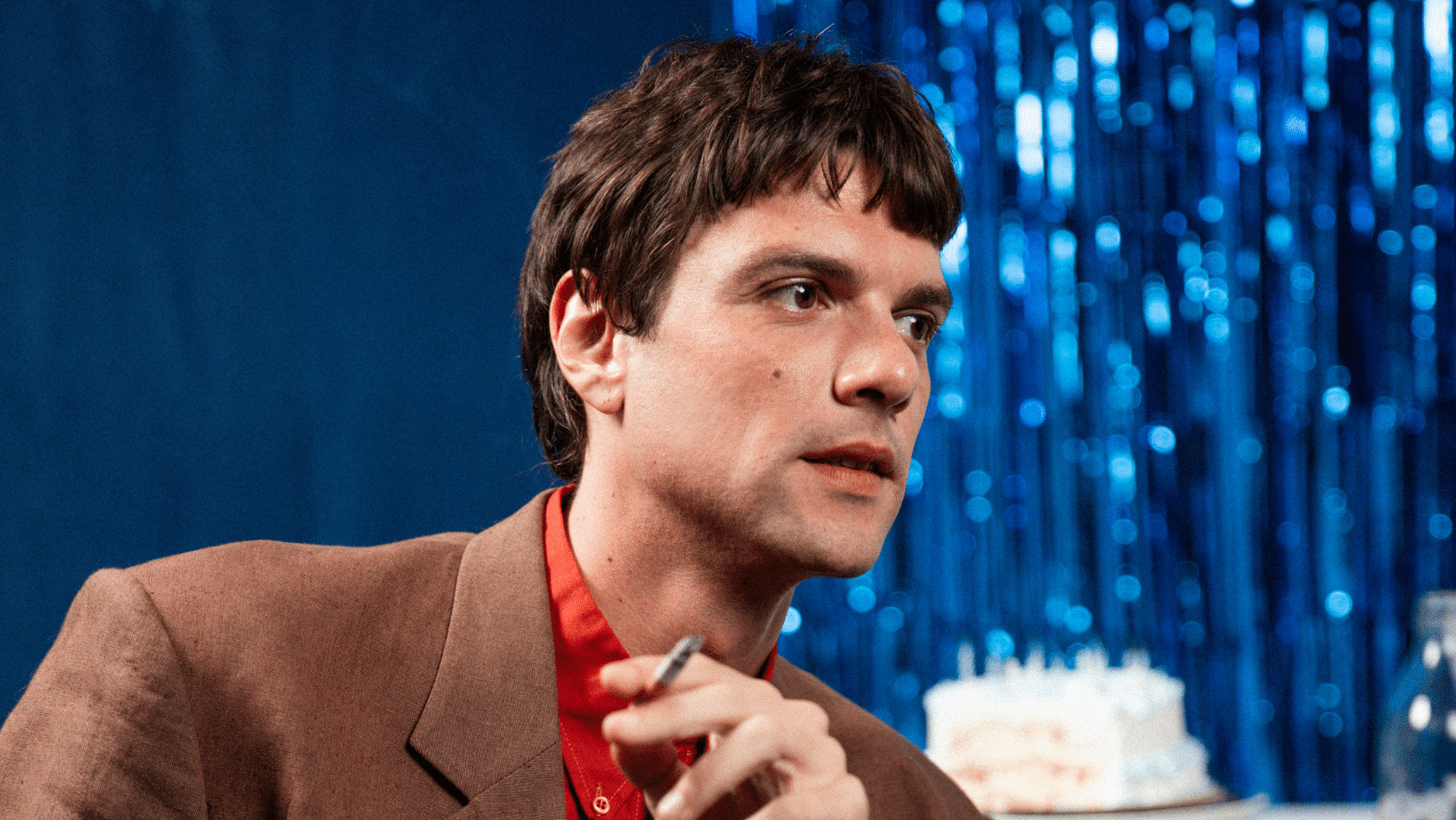 revistaprosaversoearte.com - Juliano Costa lan&ccedil;a &aacute;lbum 'Chamar Algu&eacute;m de Amor'