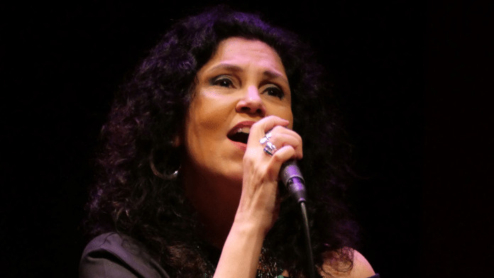 Marianna Leporace lança single ‘Igual ao Mar’, em homenagem a Tavito