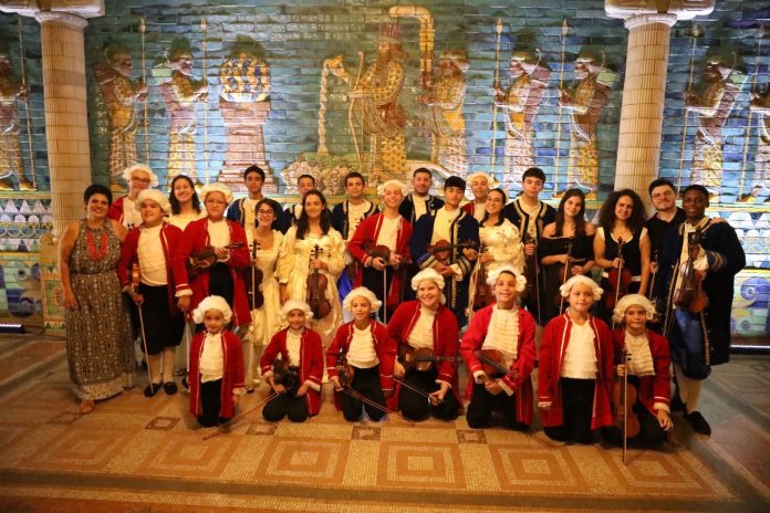 Música no Assyrio apresenta Os Pequenos Mozart, Amadeus e Convidados | Theatro Municipal do Rio de Janeiro