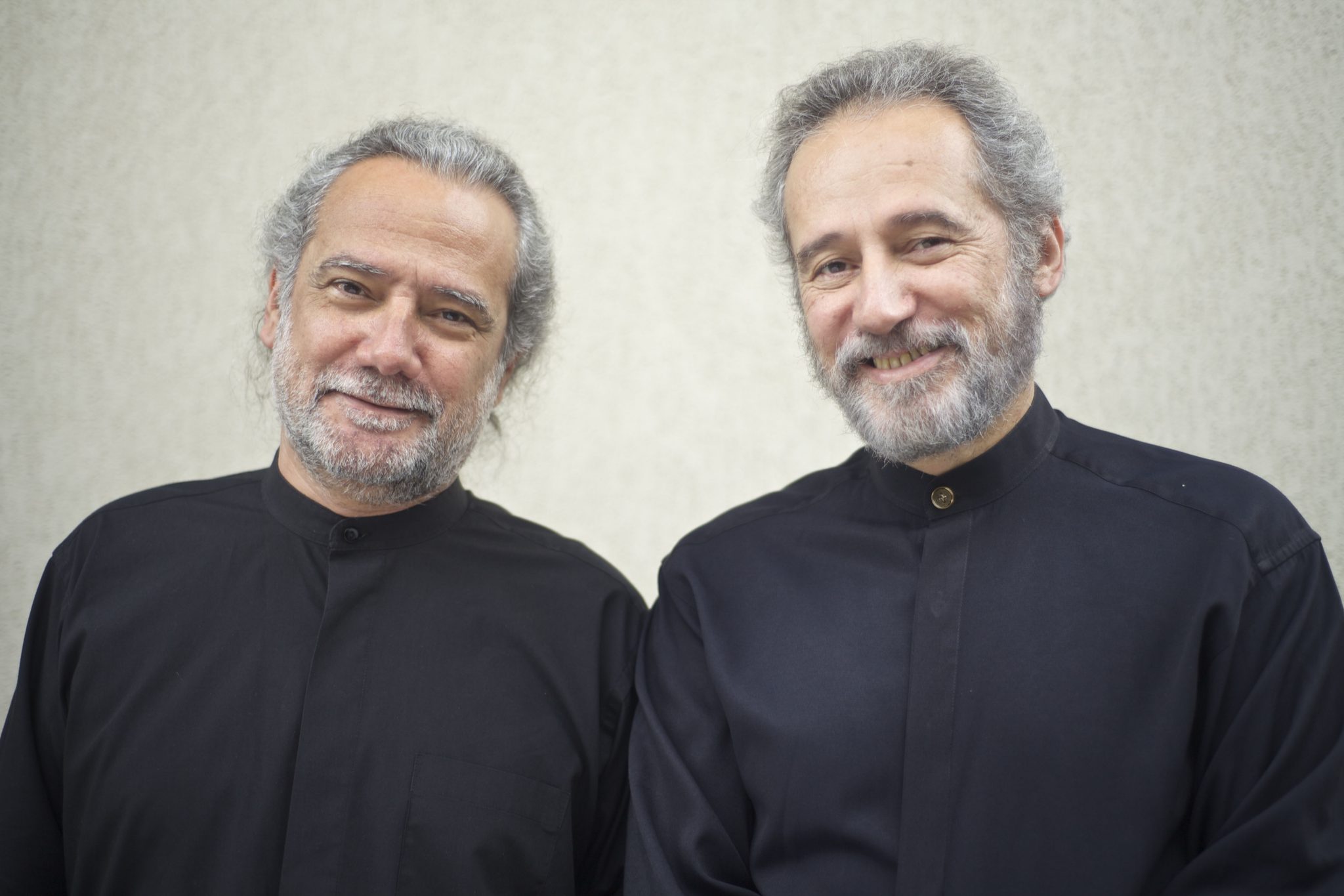 Duo Assad: a alma brasileira do violão na Sala Cecilia Meireles revistaprosaversoearte.com - Duo Assad: a alma brasileira do violão na Sala Cecilia Meireles