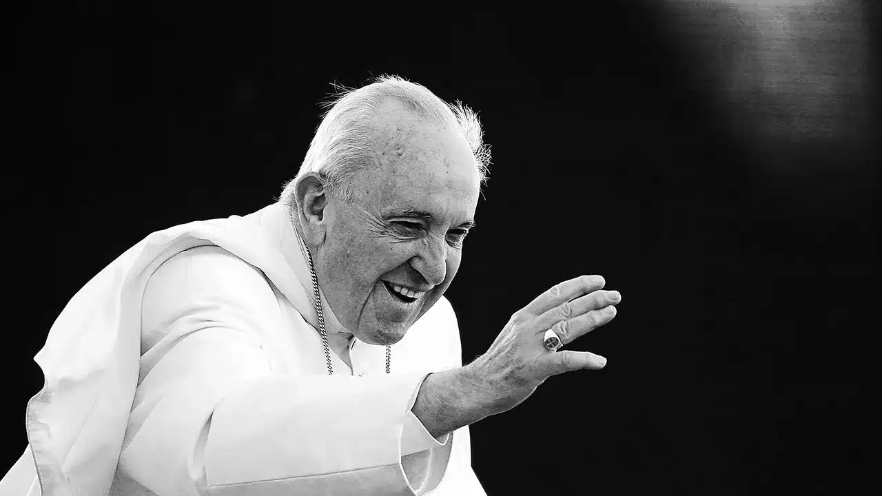 'Os idosos são a memória e a sabedoria dos povos.' - Papa Francisco revistaprosaversoearte.com - 'Os idosos são a memória e a sabedoria dos povos.' - Papa Francisco