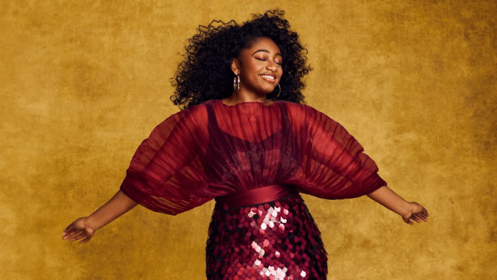 Samara Joy lança versão de Djavan e faz show no Rio em agosto pelo Queremos! Jazz