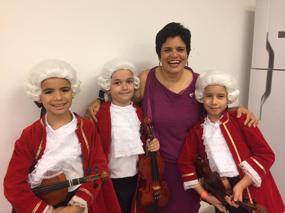 Música no Assyrio apresenta Os Pequenos Mozart, Amadeus e Convidados | Theatro Municipal do Rio de Janeiro revistaprosaversoearte.com - Música no Assyrio apresenta Os Pequenos Mozart, Amadeus e Convidados | Theatro Municipal do Rio de Janeiro