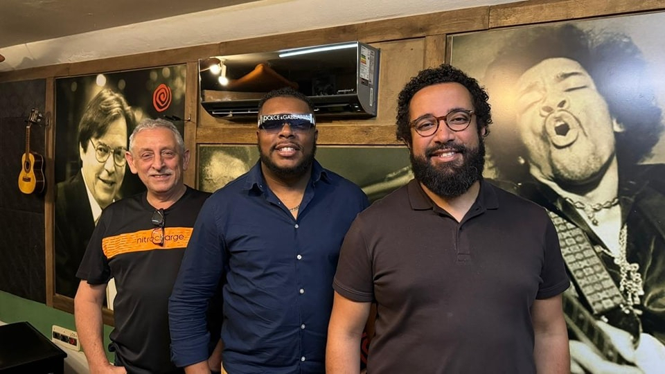 revistaprosaversoearte.com - Tom Parker Trio apresenta show no Blue Note SP