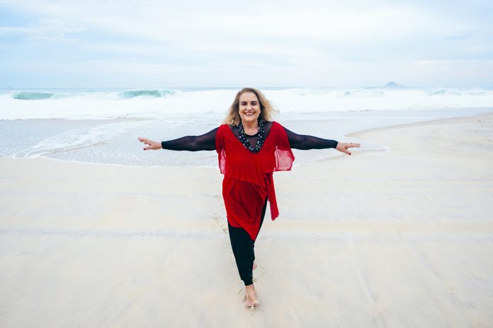 Wanda Sá lança ‘Não pergunte demais’, canção inédita de Roberto Menescal e Abel Silva
