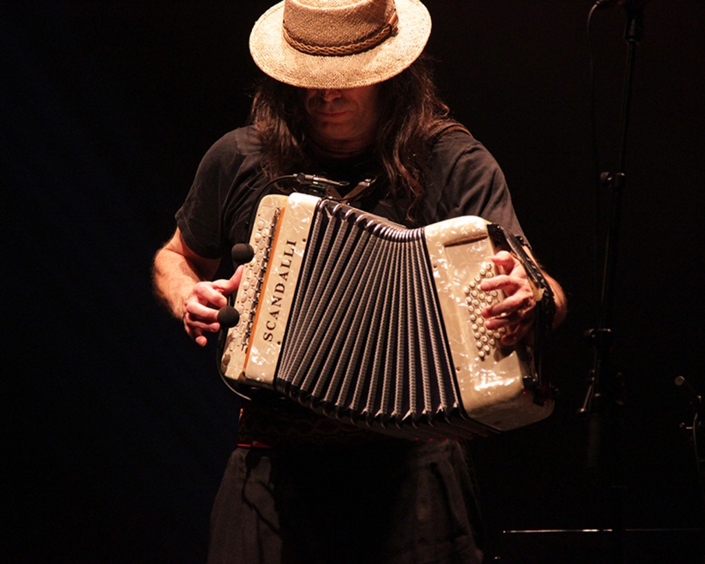 Teatro Cultura Artística recebe a Orquestra Brasil Jazz Sinfônica e Renato Borghetti revistaprosaversoearte.com - Teatro Cultura Artística recebe a Orquestra Brasil Jazz Sinfônica e Renato Borghetti