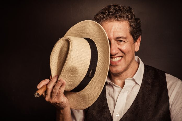 ‘Altemar Canta Sinatra’ com SP Pops Jazz Band no Teatro B32