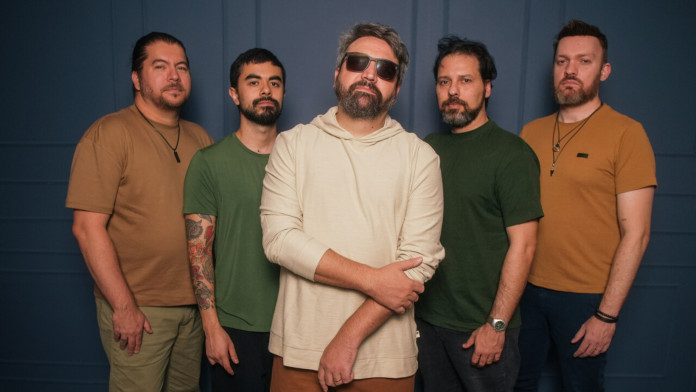 Banda Canvas lança single ‘Amanheceu’