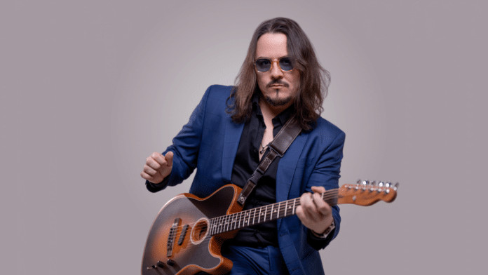 Dino Fonseca traz a turnê “Back to the 80’s” para o Vivo Rio