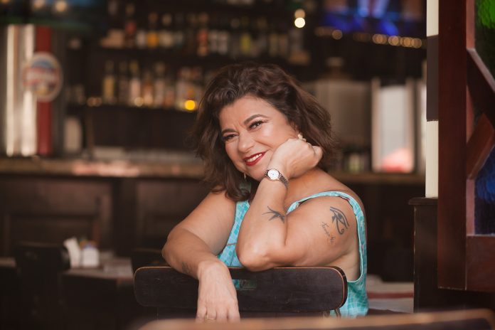 Dorina lança álbum ‘É samba!’