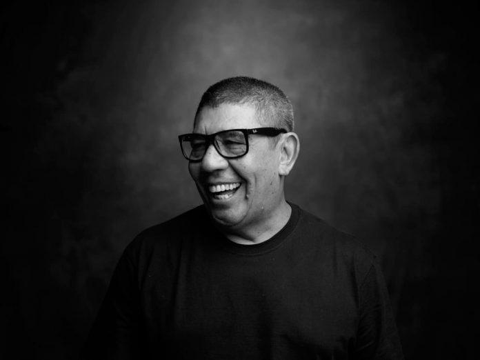 Museu das Favelas inaugura exposição sobre vida e obra de Sérgio Vaz, poeta da periferia