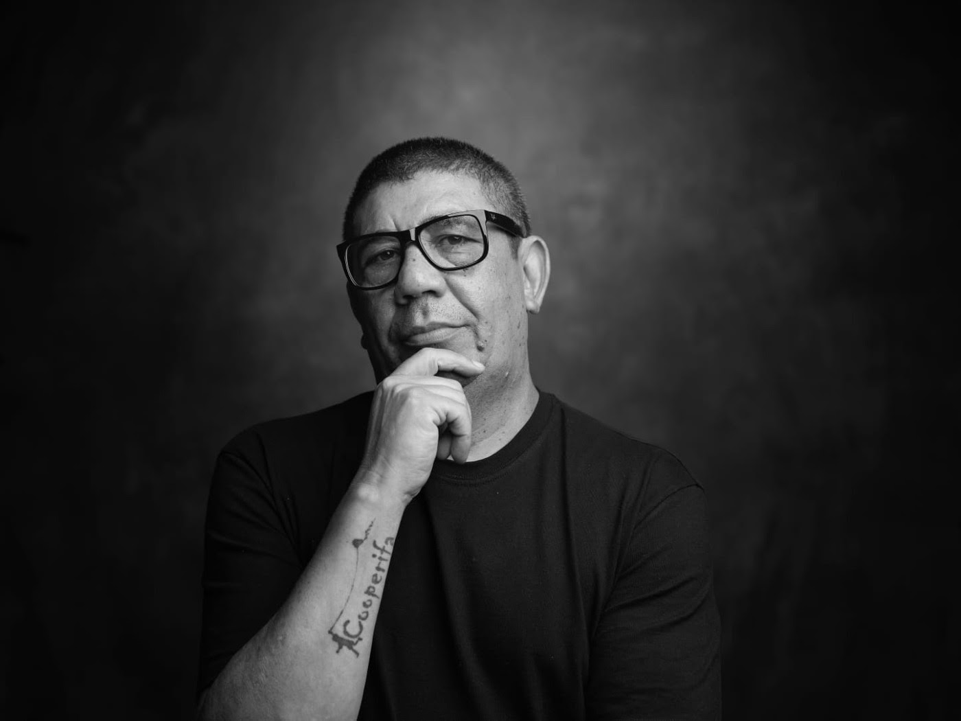 Museu das Favelas inaugura exposição sobre vida e obra de Sérgio Vaz, poeta da periferia revistaprosaversoearte.com - Museu das Favelas inaugura exposição sobre vida e obra de Sérgio Vaz, poeta da periferia