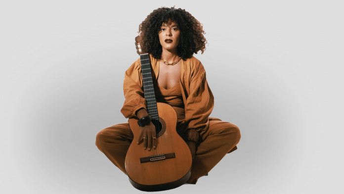 Josyara é a próxima atração da 4ª edição do Negras Melodias Show no Teatro de Contêiner