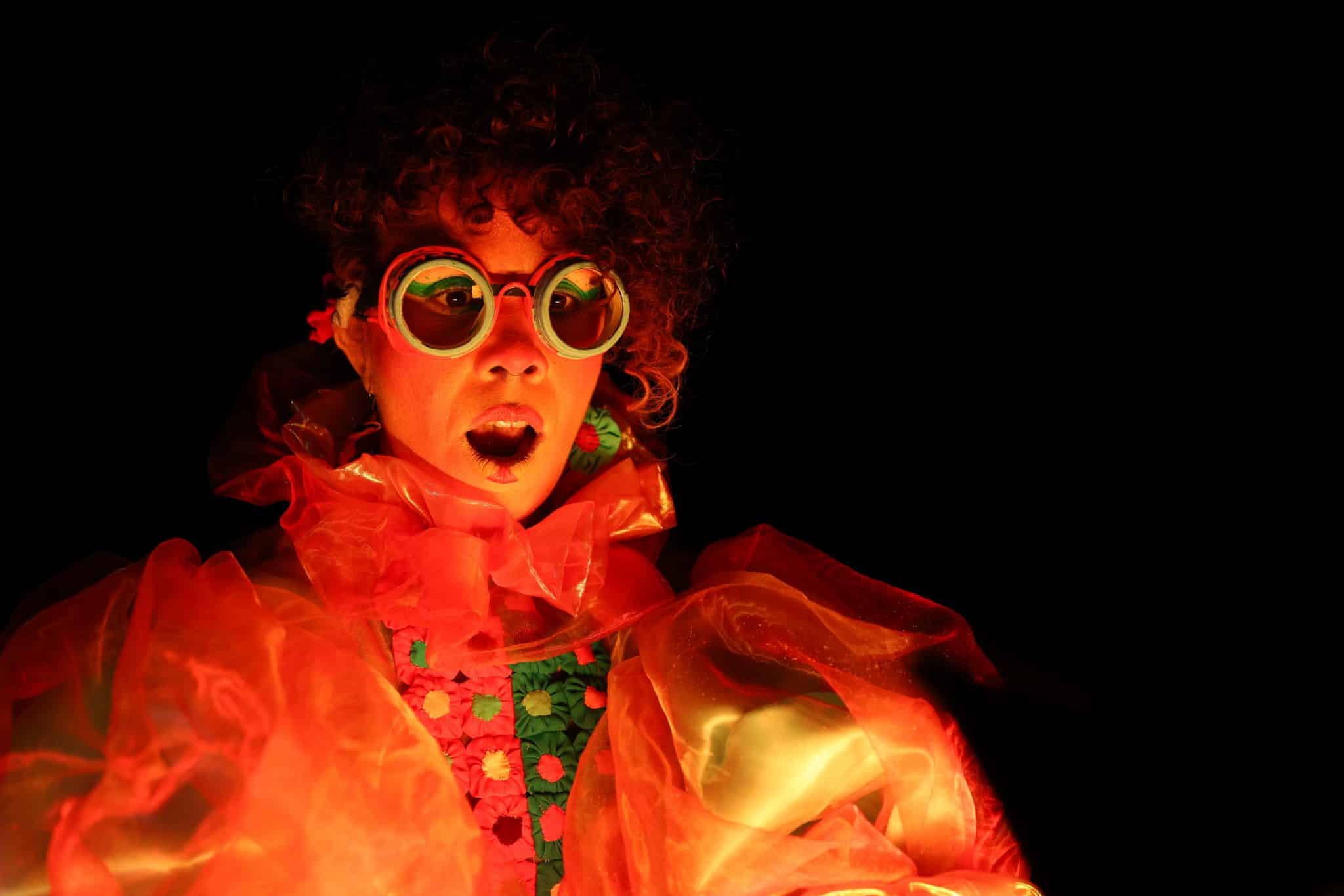 Luana Flores lança single e clipe 'Siga Cygana' revistaprosaversoearte.com - Luana Flores lança single e clipe 'Siga Cygana'