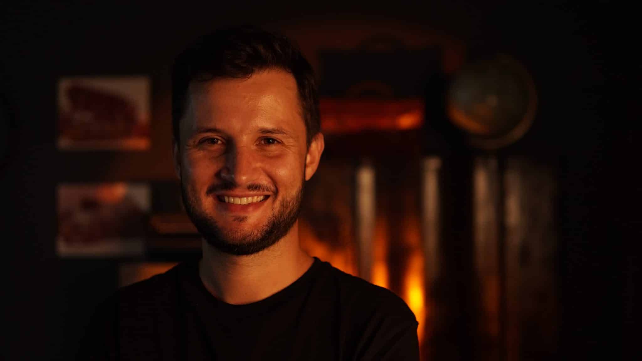 revistaprosaversoearte.com - Pablo Lanzoni lança álbum 'Aviso de não lugar'