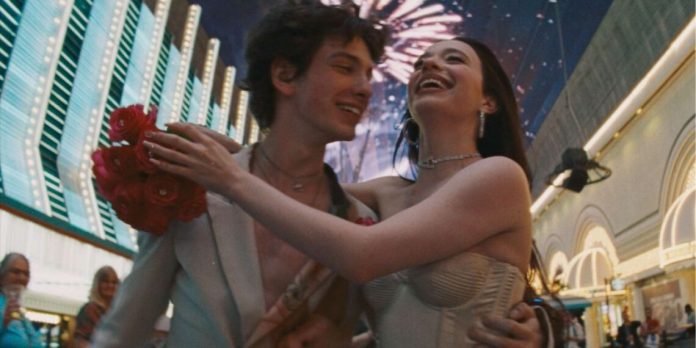 “Anora”, vencedor do Oscar 2025, chega ao streaming | saiba onde assistir
