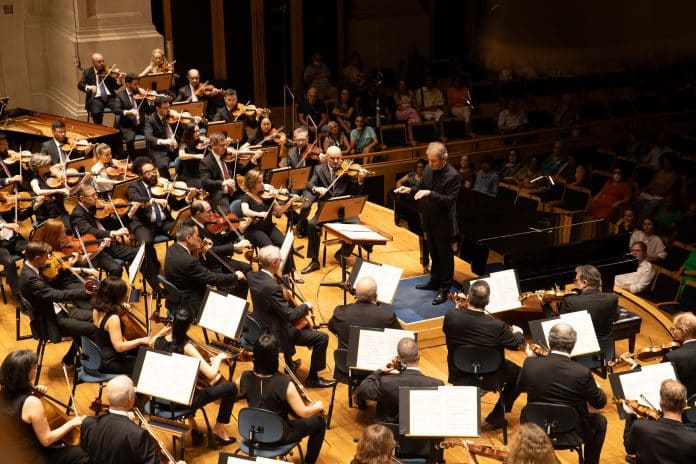 Osesp recebe maestro Masaaki Suzuki e pianista Tom Borrow nesta semana